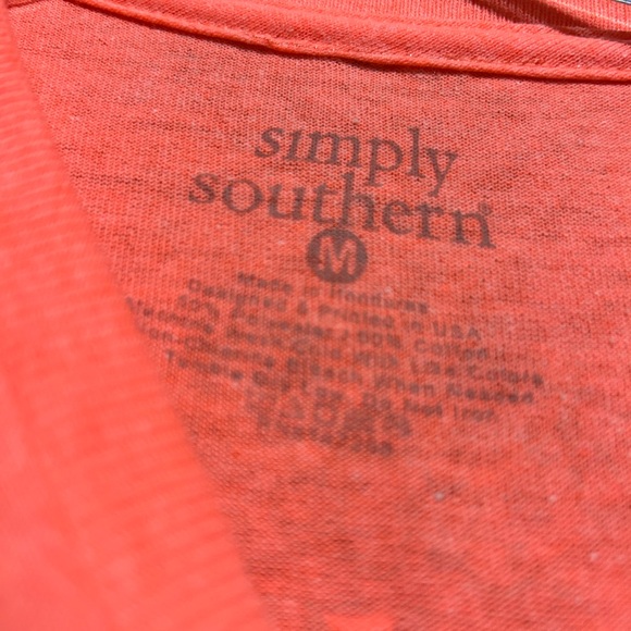 Simply Southern T-shirt, size M, two light stains (pictures included) - Picture 6 of 6
